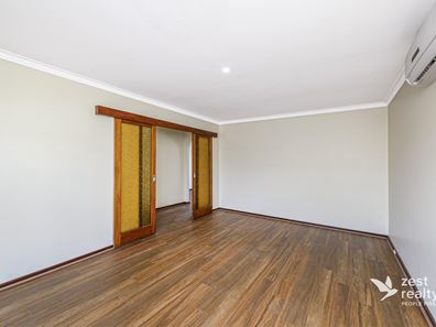 8 Buchan Close, Spearwood WA 6163
