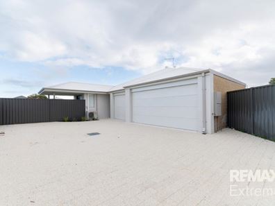 2A Brilliance Avenue, Eglinton WA 6034