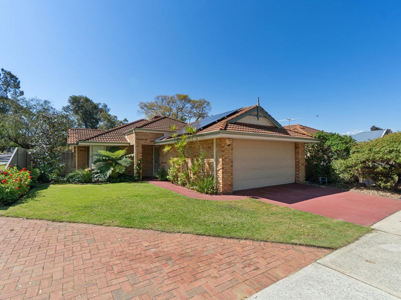 2 Hope Avenue, Salter Point WA 6152