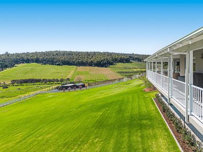 81 Glenisla Road, Bickley WA 6076