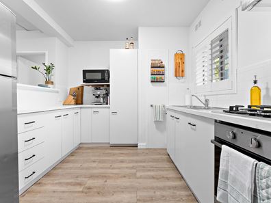 32/79 Waverley Road, Coolbellup WA 6163