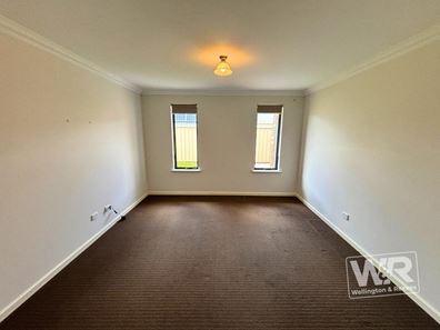 3 Agonis Gardens, Yakamia WA 6330
