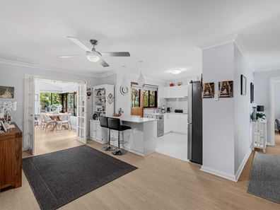8 Rugby Street, Bassendean WA 6054