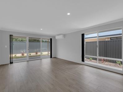 14 Farncomb Street, Byford WA 6122