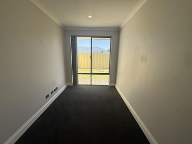 33 Whistler Way, Harvey WA 6220