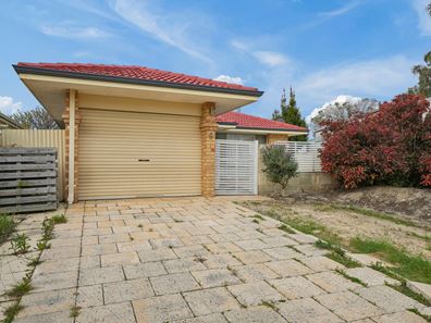 6 Calca Place, Kenwick WA 6107