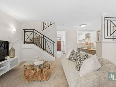 2/153 Derby, Shenton Park WA 6008