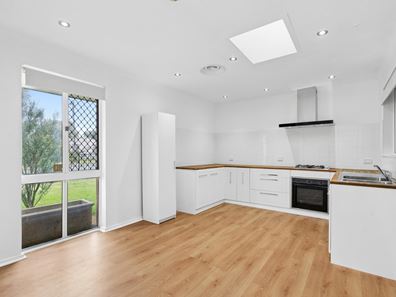 24 Downhill  Way, Langford WA 6147
