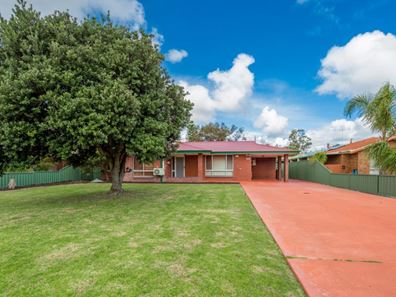 189 Minninup Road, Withers WA 6230