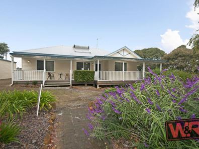 16 Patricia Close, Mckail WA 6330