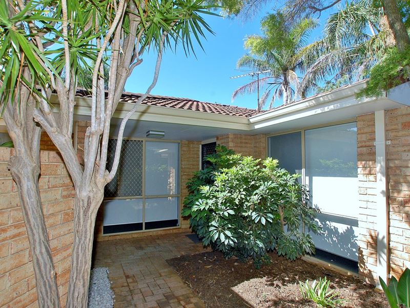 7/4 Sandhurst Road, Dianella