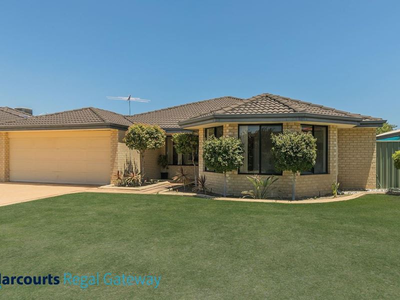 12 Charm Way, Atwell WA 6164