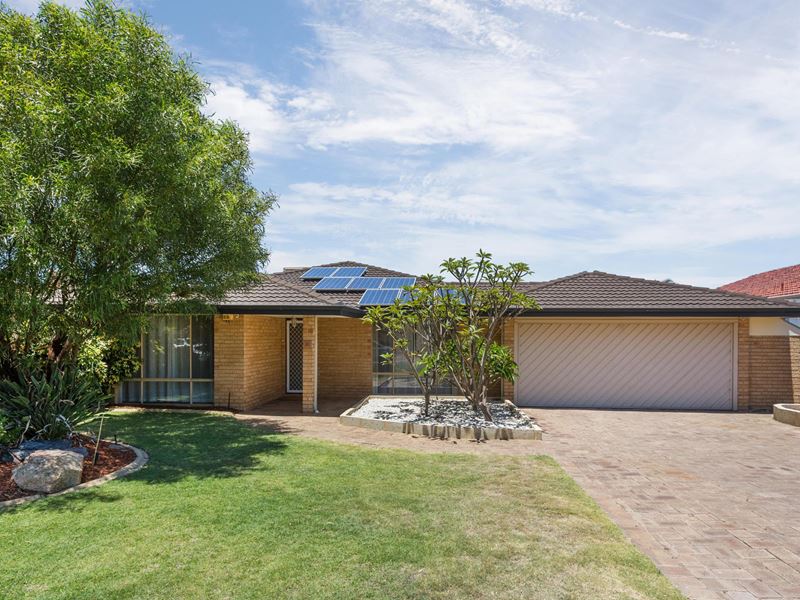 62 Eckersley Heights, Winthrop WA 6150