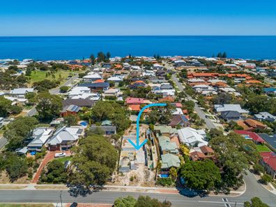 30 Hope Street, Watermans Bay WA 6020