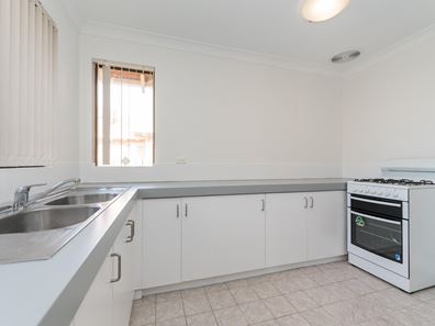 2/340 Grand Promenade, Dianella WA 6059