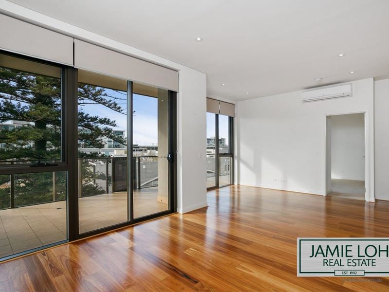 68/1 Freshwater Parade, Claremont