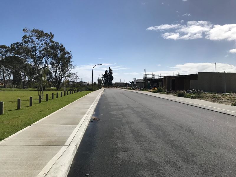 44 Daffodil Road, Canning Vale