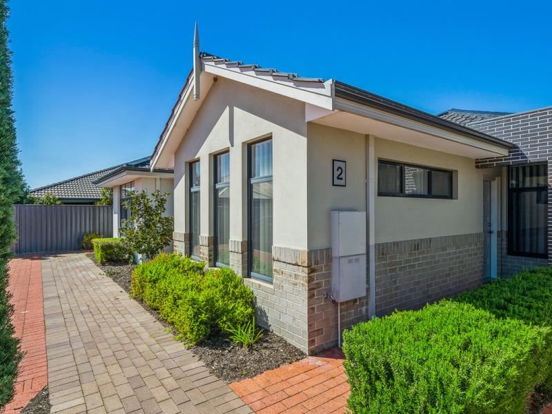 2/10 Cordovan Parkway, Aveley