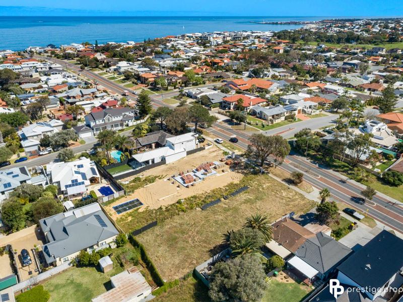 60A Beach  Road, Watermans Bay