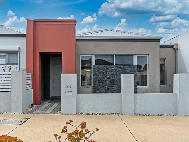 94 Mansfield Avenue, Butler