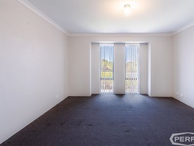 209 Peelwood  Parade, Halls Head WA 6210