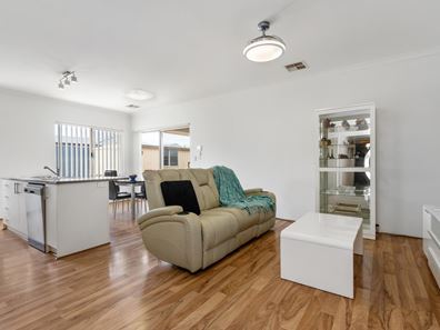 21 Mintberry Gardens, Byford WA 6122