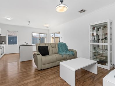21 Mintberry Gardens, Byford WA 6122