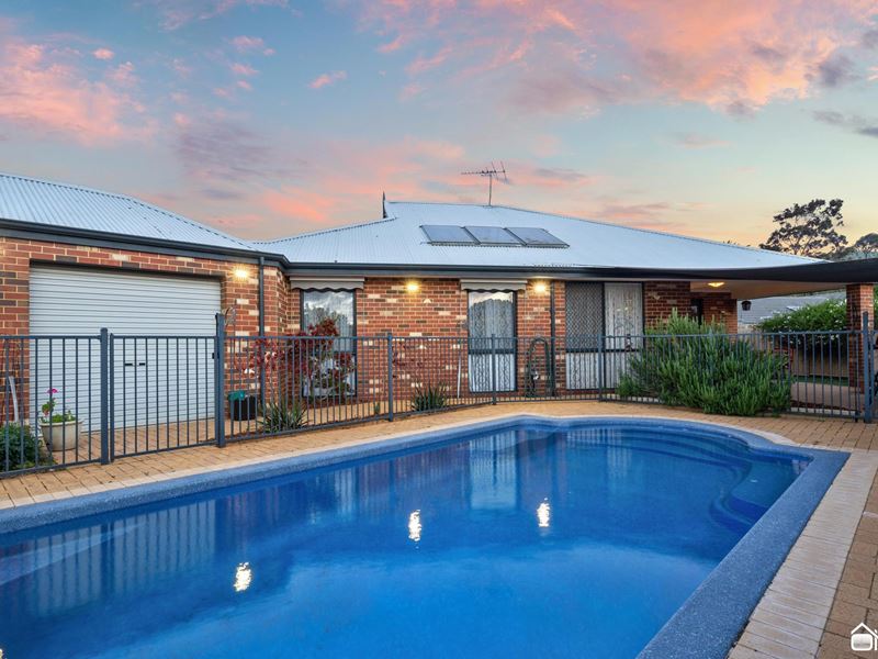 7 Horseshoe Court, Kelmscott