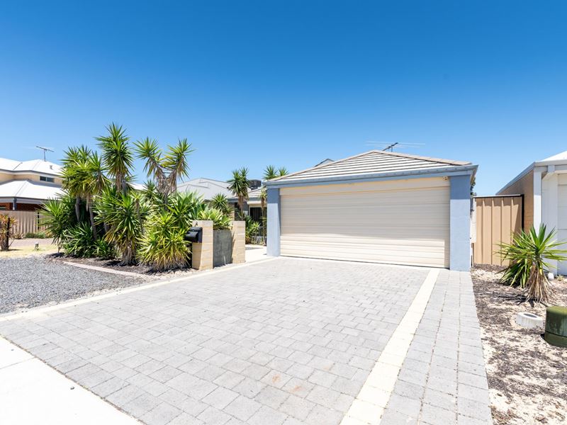 4 Nalgan Court, Carramar WA 6031