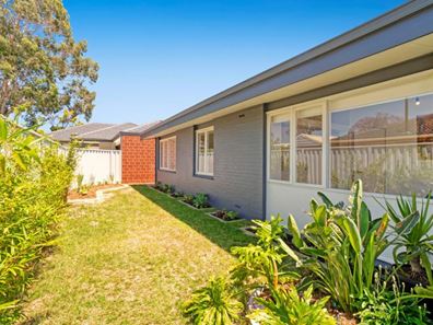 13 Montfort Place, Morley WA 6062