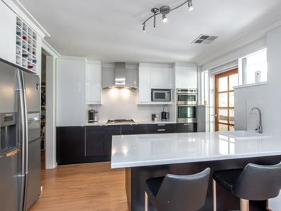 73 Camberwarra Drive, Craigie WA 6025