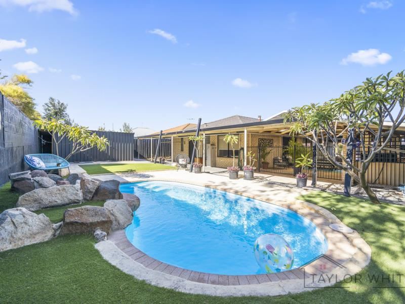 48 Burnett Drive, Clarkson WA 6030