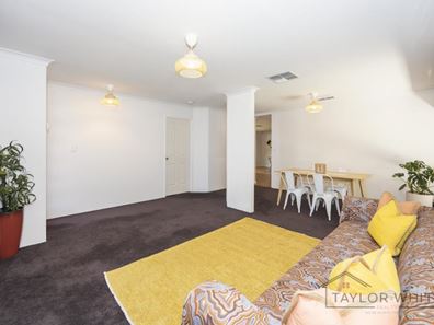 48 Burnett Drive, Clarkson WA 6030