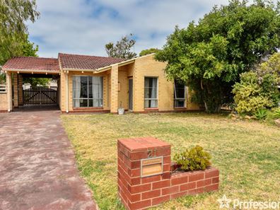 21 Seacrest Street, Safety Bay WA 6169