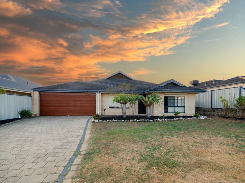 28 Camden Way, Meadow Springs