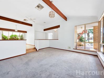 4 Hamilton Way, Silver Sands WA 6210