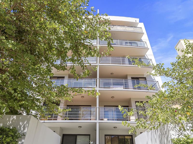 21/2 Colin Street, West Perth