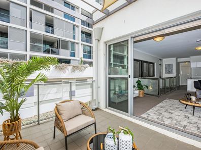 23/1 Bremer Promenade, East Perth WA 6004