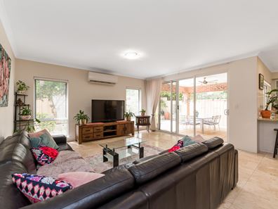 8 Salisbury Street, Bayswater WA 6053