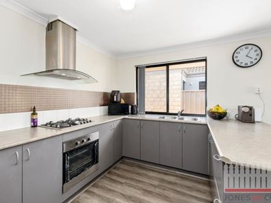 7 Colgoola Brace, Bassendean WA 6054