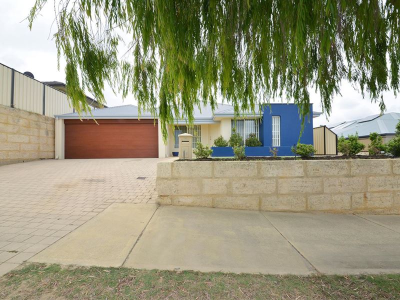 35 Elmhurst Drive, Clarkson
