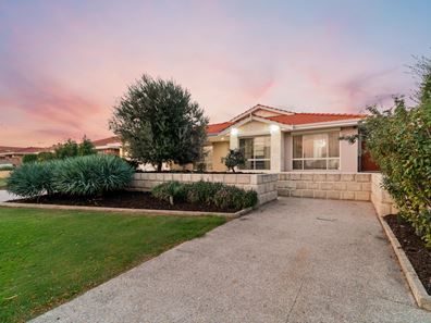 176 Cook Avenue, Hillarys WA 6025