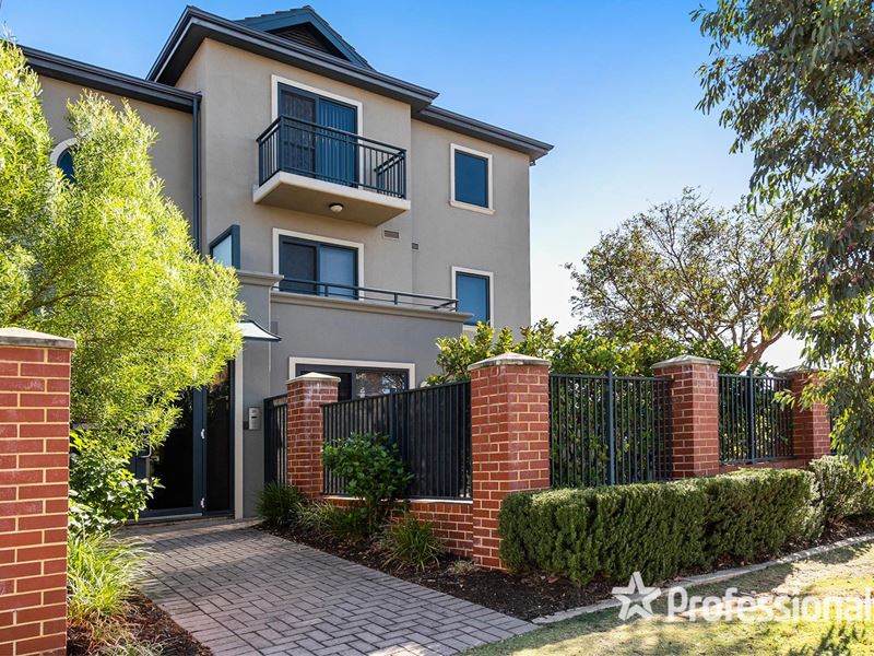 91/12 Citadel Way, Currambine