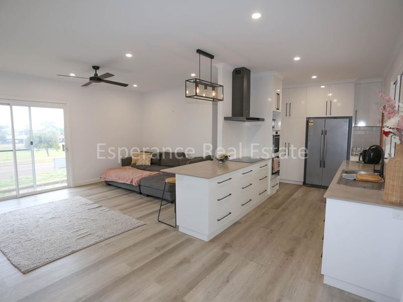 81 Goldfields Road, Castletown