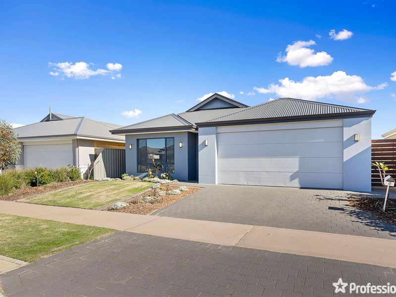 6 Wonnich Street, Byford