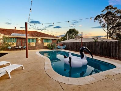 20 Madrona Crescent, Greenwood WA 6024