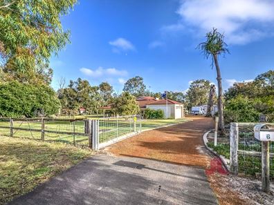 6 Oceanic Close, Leschenault WA 6233