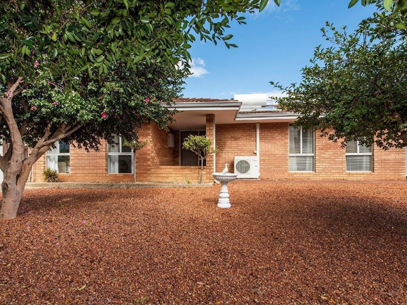 7 Eastcott Place, Waroona WA 6215