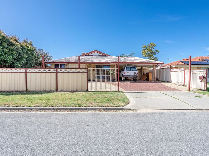 4 Emperor Close, Seville Grove WA 6112