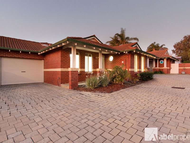 2/208 Wanneroo Road, Yokine